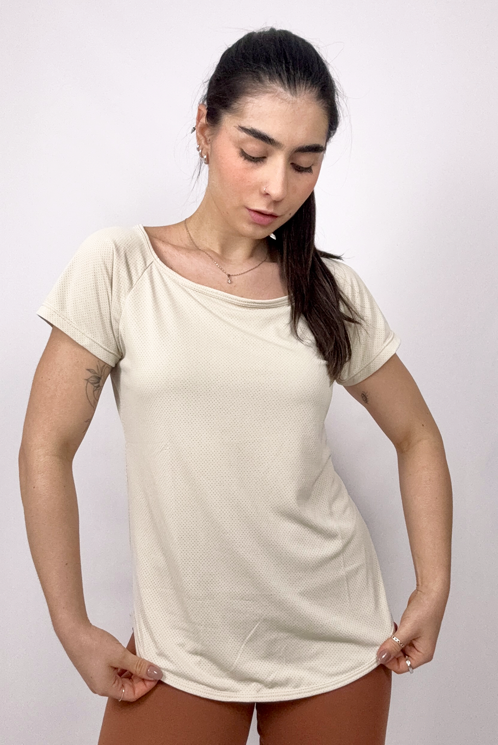 Camiseta Gola Canoa