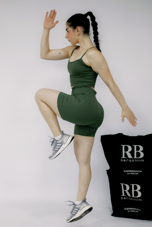 Shorts com Bolso - R586