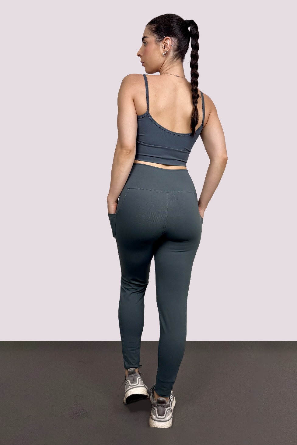 Calça com Bolso
