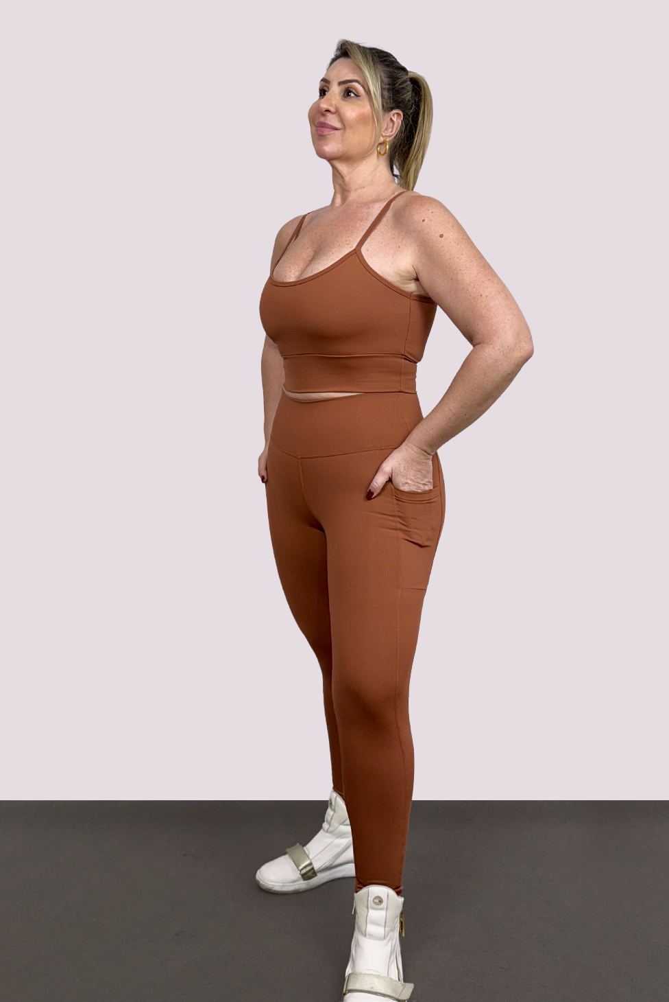 Calça com Bolso