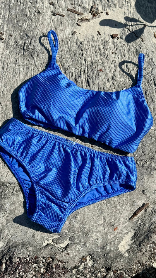 Biquini Top com Calcinha Tanga - R343/450