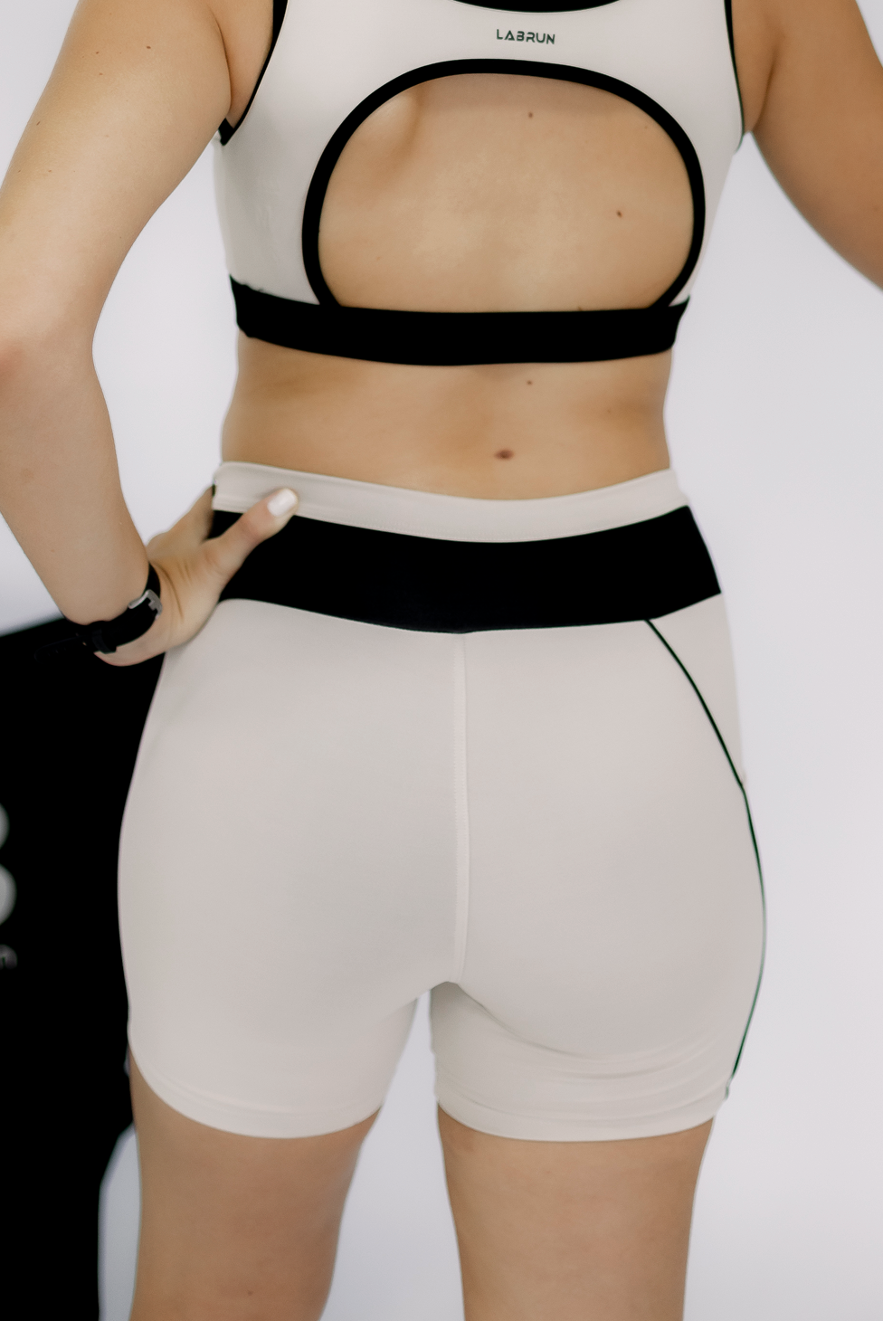Shorts Aura