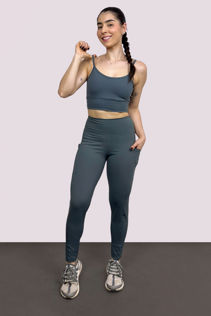 Calça com Bolso