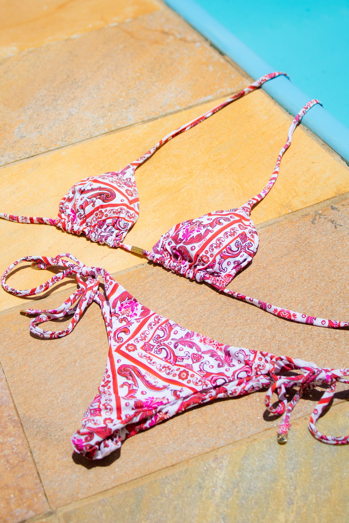 Biquíni Cortininha Estampado Branco e Rosa - R25040